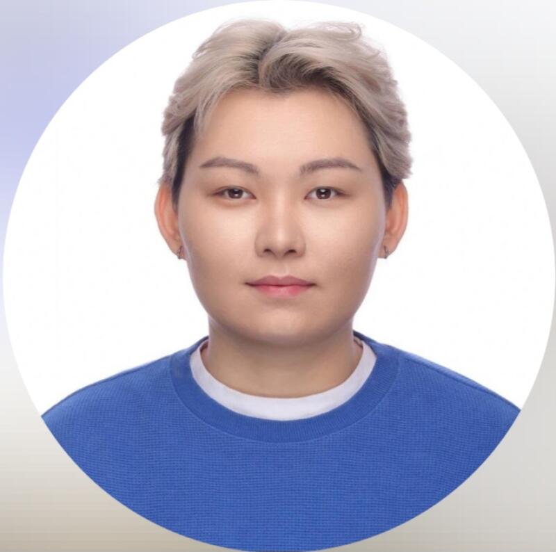 A person with blonde hair and a blue sweater is centered in a white circle.