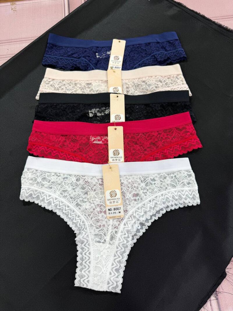The image shows a stack of five pairs of lace underwear in different colors: navy blue, beige, black, red, and white, each with a tag attached. The tags read 'Qiaomeng Hua' and 'NO: 8007 SIZE: M'.
