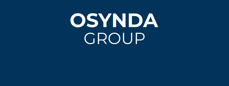 На изображении текст "OSYNDA GROUP" белым цветом на темно-синем фоне.